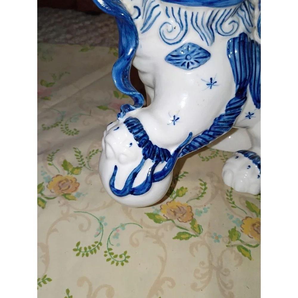 Chinoiserie Blue and White Porcelain Foo Dog